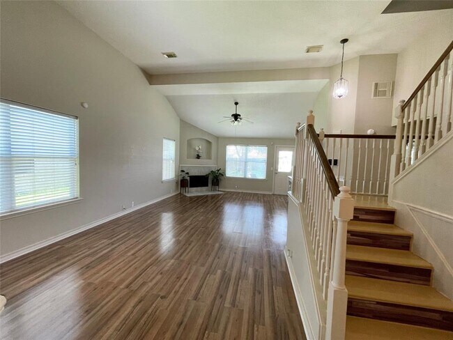 Building Photo - 7235 Wisteria Chase Pl