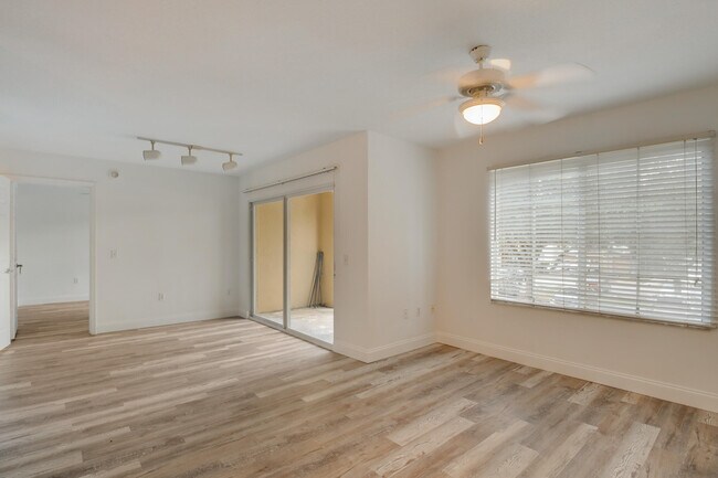 Foto del edificio - 4131 San Marino Blvd