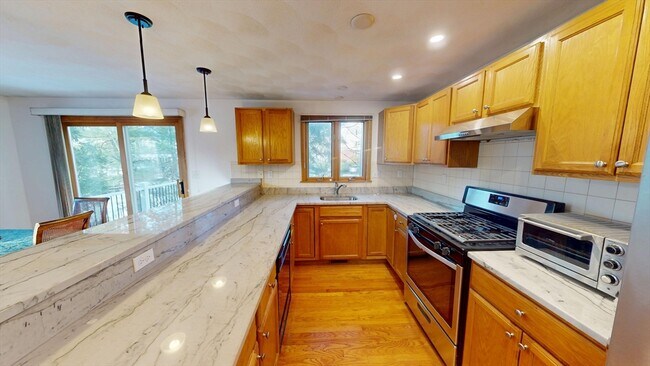 Foto del edificio - 95 Pleasant St