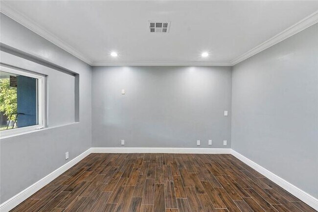 Foto del edificio - 5820 NW 56th Pl