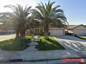 Building Photo - 11503 Pacific Shores Dr