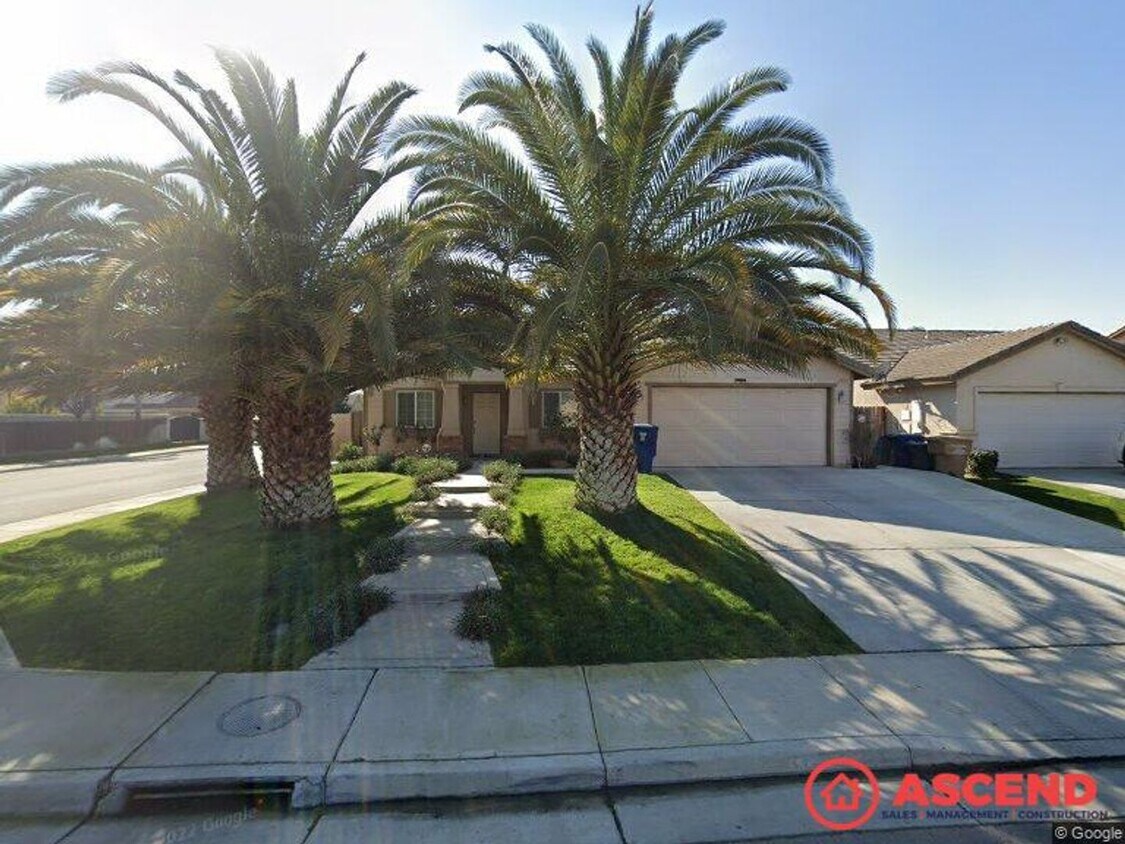 Foto principal - Stunning Home Close to Golf Course!