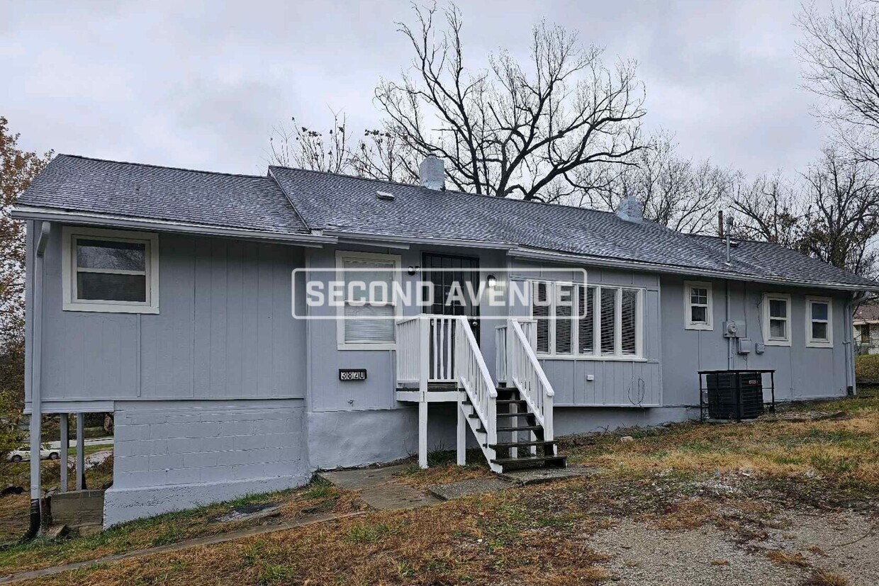 Foto principal - 3820 E 69th Ter