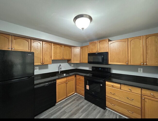 Foto del edificio - 3 Bedrooms Opportunity Area (BRHP/HCVP)