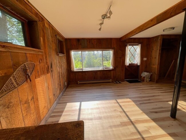 Building Photo - 13 Winhall Hollow Rd