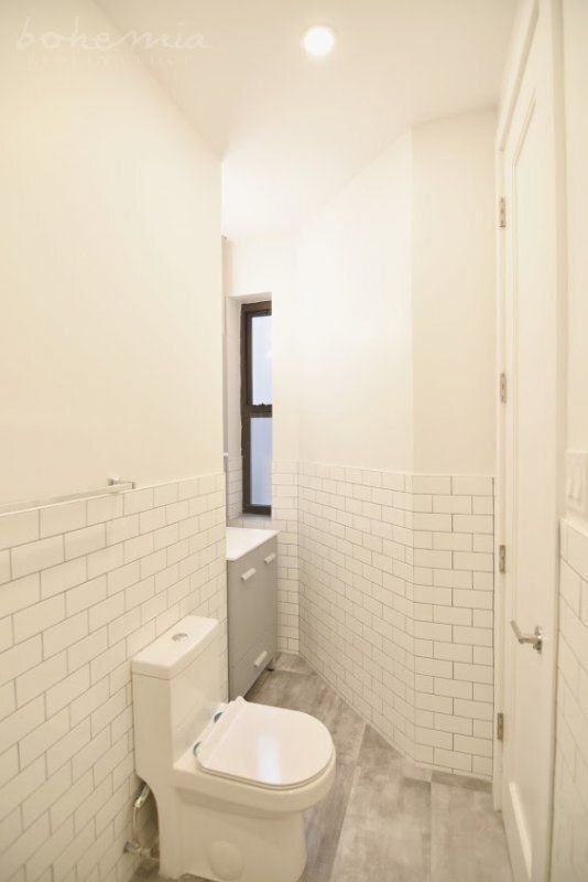 Building Photo - 121 Vermilyea Avenue
