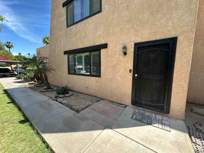 Building Photo - 2490 W Yowell Ct