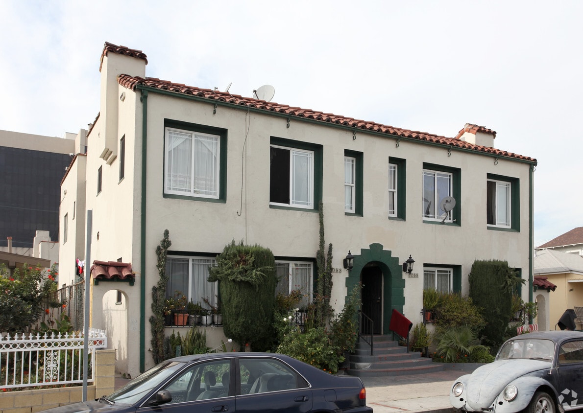 Building Photo - 1049-1055 Lime Ave