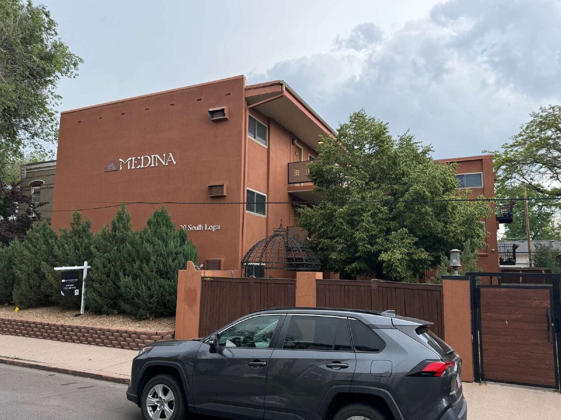 Primary Photo - Wonderful 1 Bed Condo in Speer Neighborhood