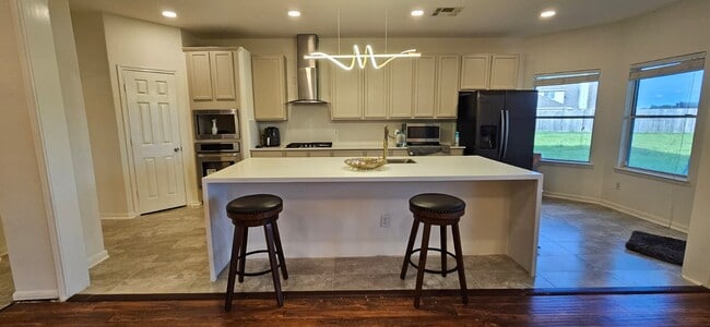 Foto del edificio - 22303 Naple Hollow Ln