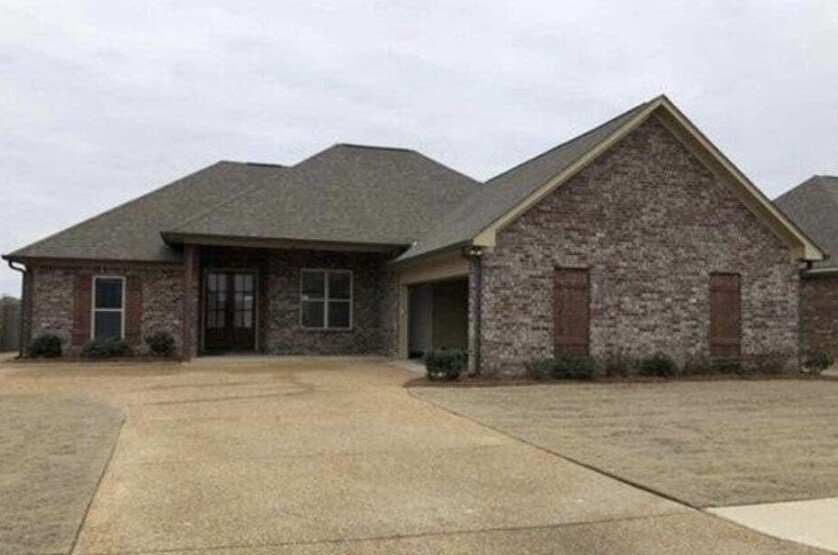 Foto principal - 173 Clearview Dr W