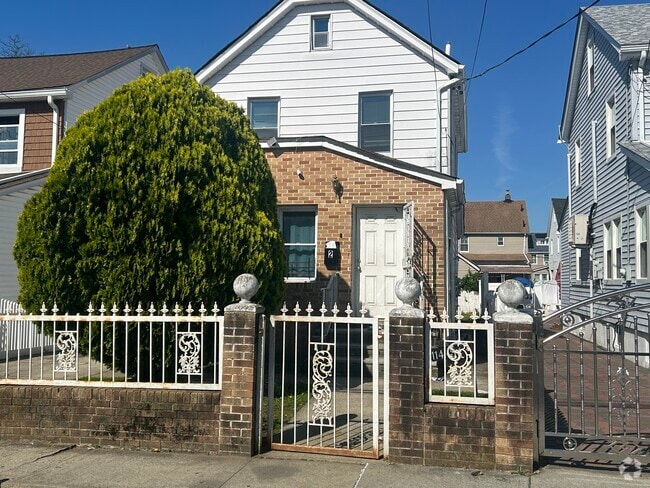 Building Photo - 11434 208th St