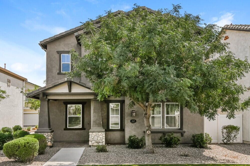 Primary Photo - 10427 E Natal Ave