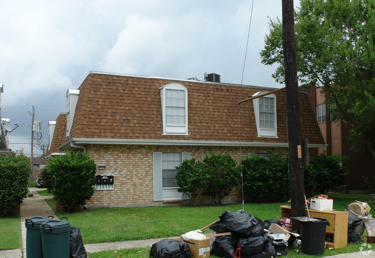 Building Photo - 2709 Kingman St