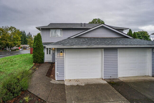 Building Photo - THREE BEDROOM TOWN HOME IN EAST COUNTY