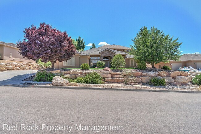 Building Photo - 4 br, 2.5 bath House - 1994 E Knolls Drive