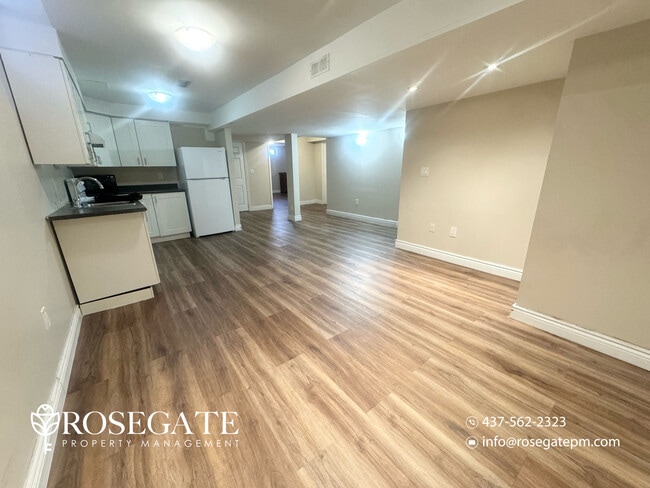 Building Photo - 2-Bedroom Basement Apartment with Internet & Parking in Mississauga