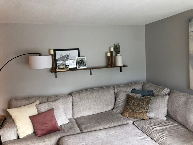 Living room - 56 Arbury Dr