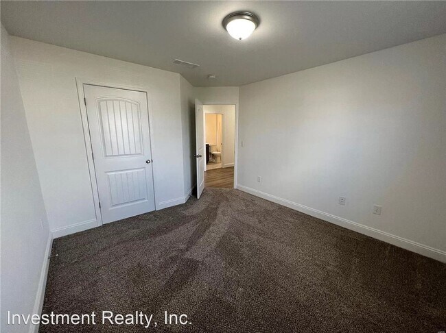 Building Photo - 3 br, 2 bath House - 145 Andrews Drive