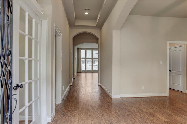 Foto del edificio - 28310 Lauren Cove Ln