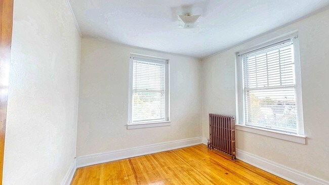 Foto del edificio - 301 North George Street, Unit 21