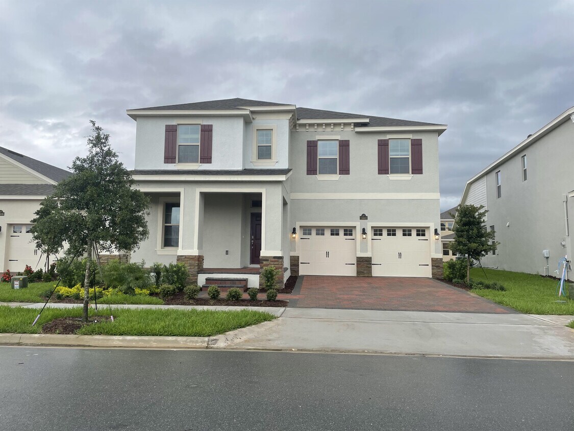 Foto principal - 15602 Compass Rose St