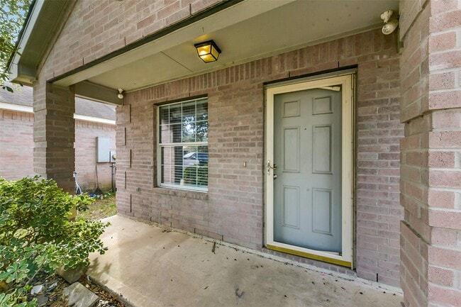 Building Photo - 13518 Woodring Ct