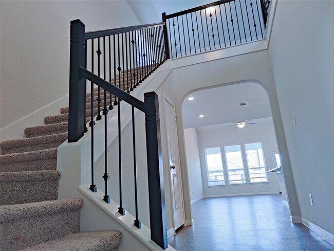 Foto del edificio - 3023 Orchid Ranch Dr
