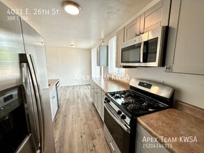 Building Photo - 4031 E 26th St