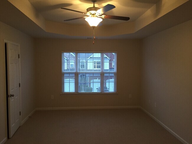 Foto del edificio - Creekside of Brentwood Townhome