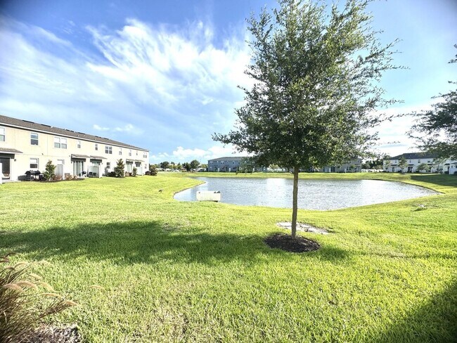 Foto del edificio - 3 Bedroom 2.5 Bathrooms Townhouse at Spring Isle Palms