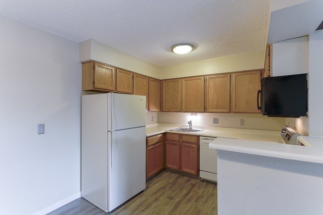 Building Photo - 333 Wright Street, Unit 303