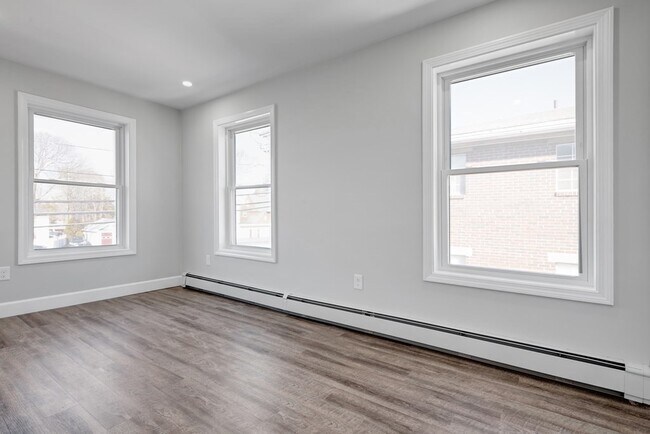 Foto del edificio - 129 Pleasant St