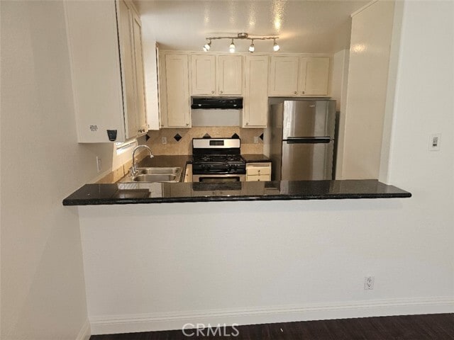 Foto del edificio - 404 W 4th St