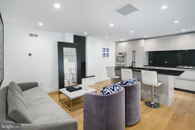 Foto del edificio - 1126 Lombard St