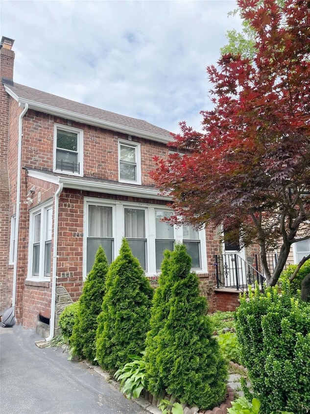 Primary Photo - 45- 32 Westminster Rd