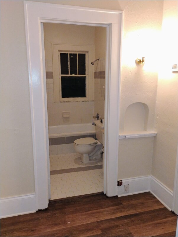 Foto del edificio - 1624 W 31st St