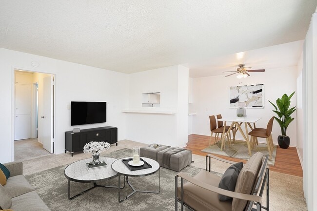 Building Photo - Villa Anza Apartments