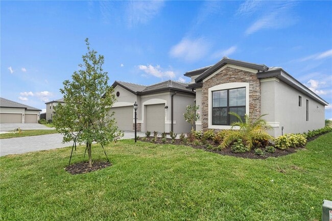 Building Photo - 15005 Sea Salt Wy