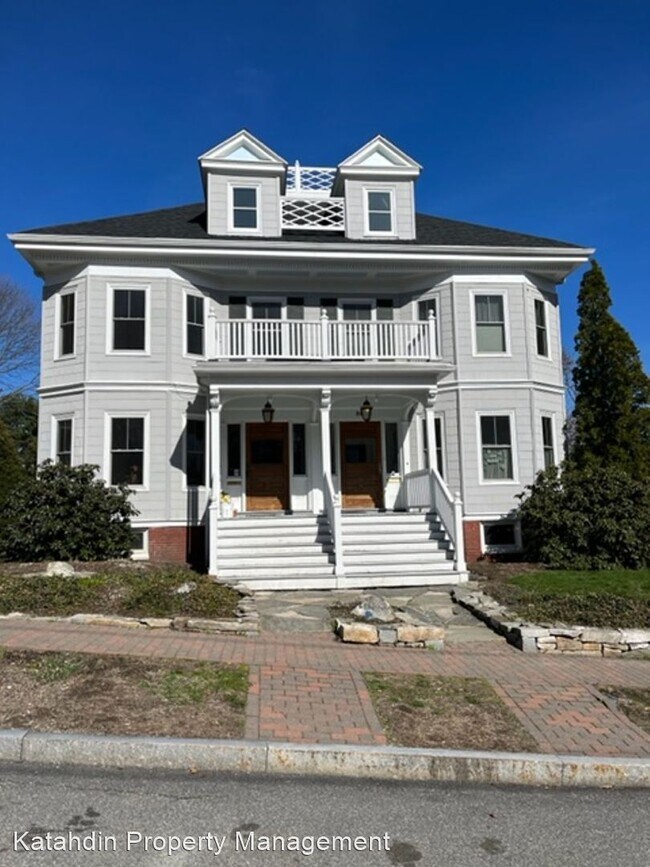 Foto del edificio - 3 br, 1.5 bath House - 41 Beacon Street