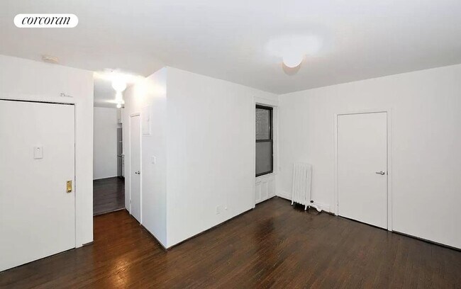 Foto del edificio - 240 W 15th St