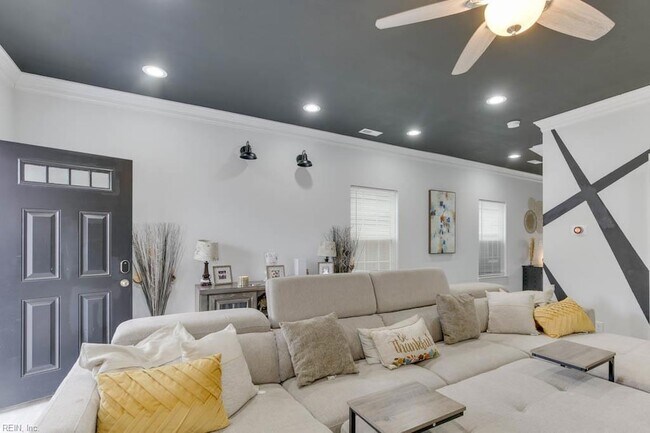 Foto del edificio - 377 Leeland Ave