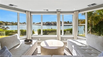 Building Photo - 440 Kingstown Dr