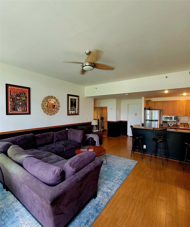 Foto del edificio - 1402 Villa Dr
