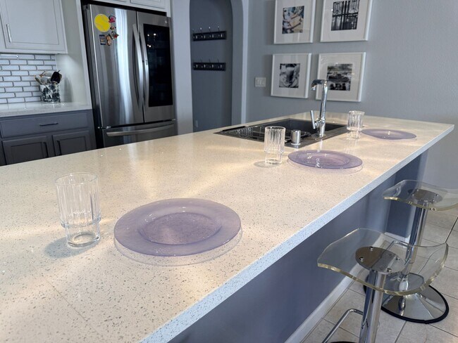 Foto del edificio - Beautiful 3bd/2ba Natomas Home with 2 Car Garage!