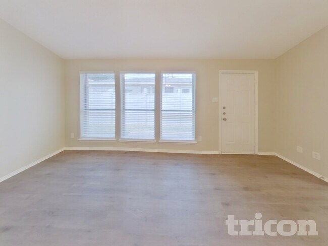 Building Photo - 5705 Stone Meadow Ln