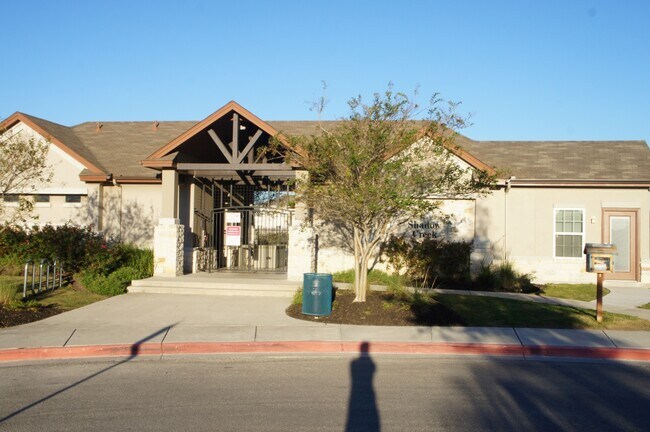 Building Photo - 144 Black Forest Rd