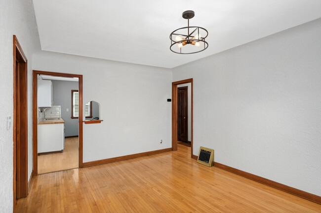 Building Photo - 1234 Watson Ave