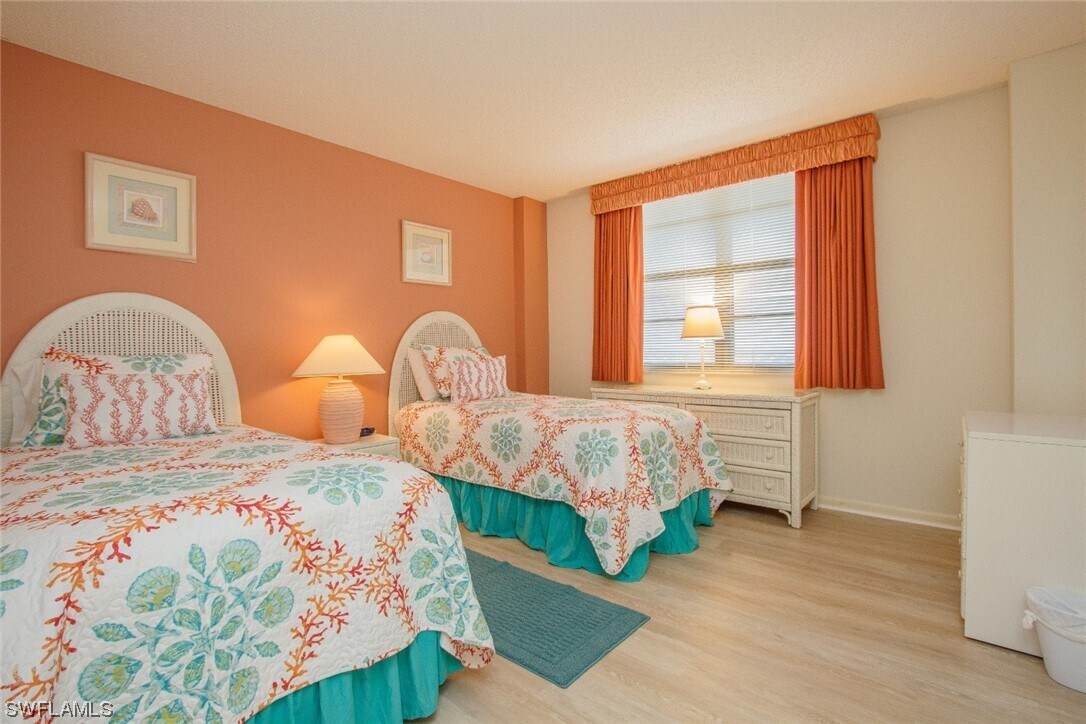 Foto del edificio - 260 Seaview Ct