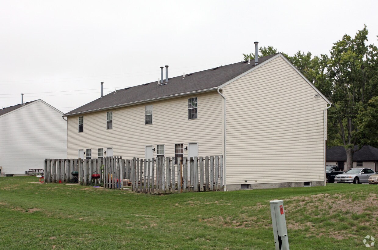 Building Photo - 4791-4797 Jeanette Rd